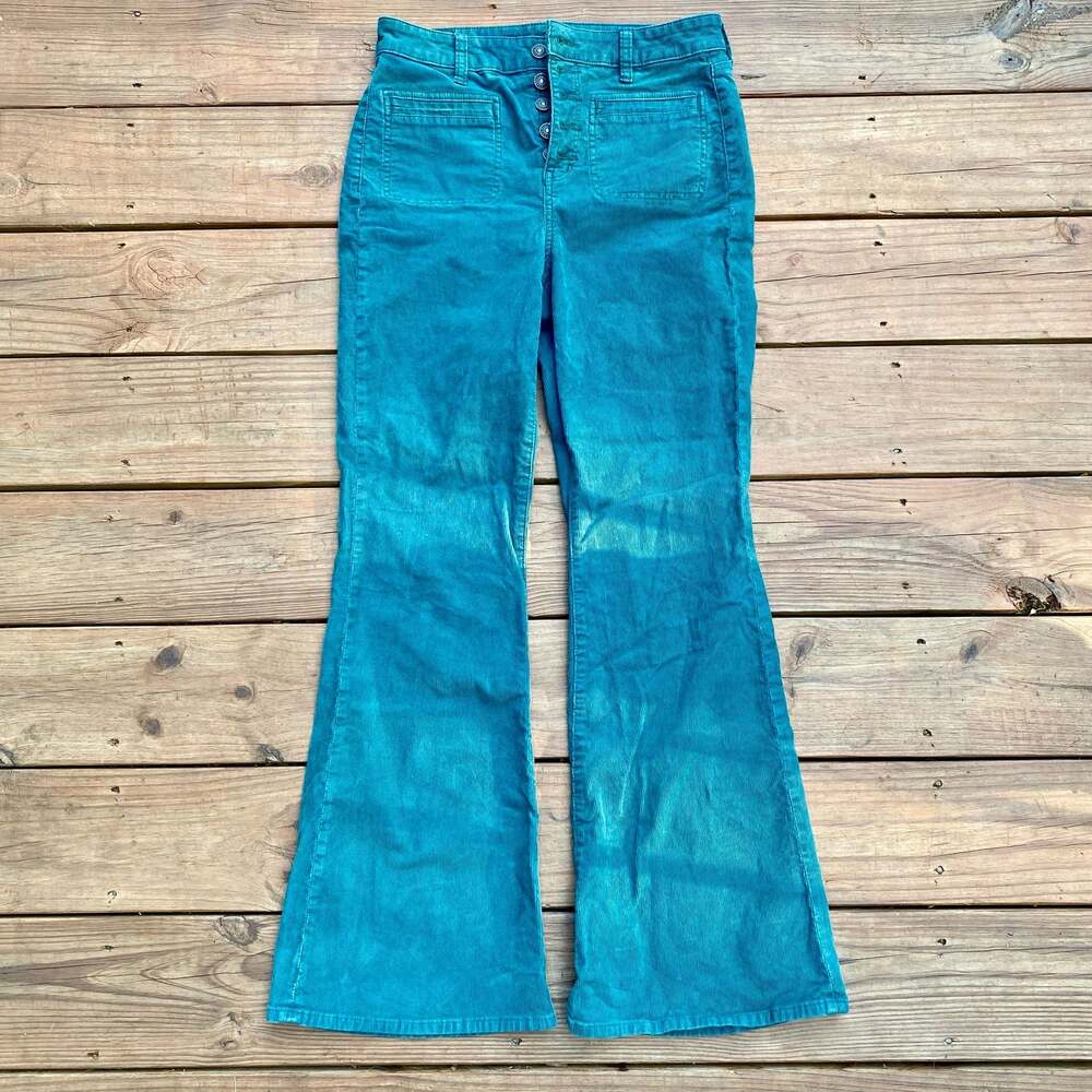 American Eagle Super Hi-Rise Flare Corduroy Pants